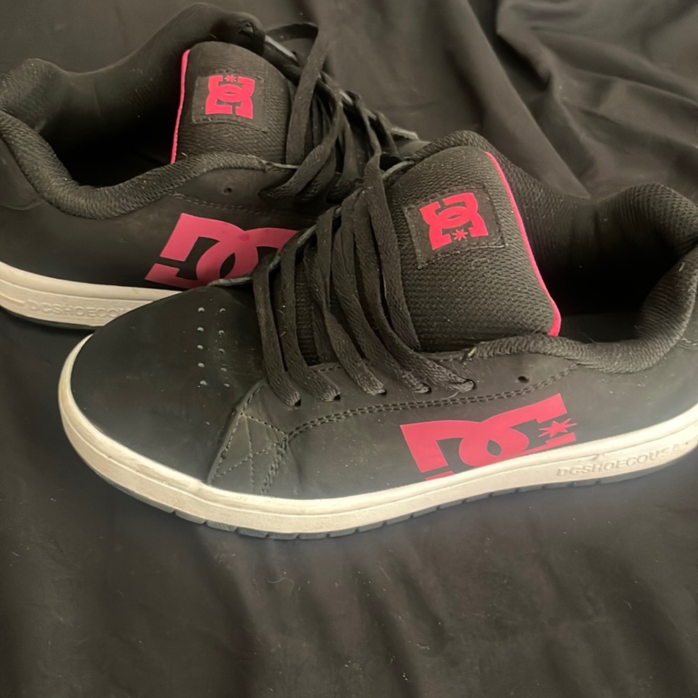Women’s DC shoes